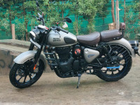 Gunmetal Grey Royal Enfield Classic 350 BS VI
