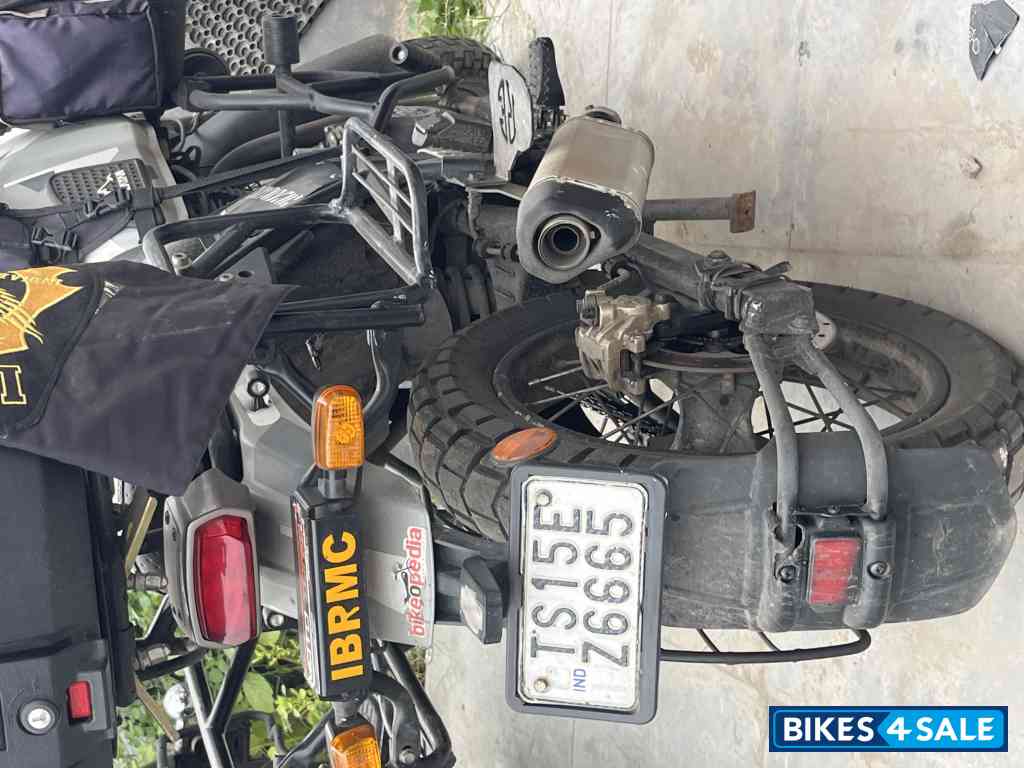 Sleet Black Royal Enfield Himalayan Sleet