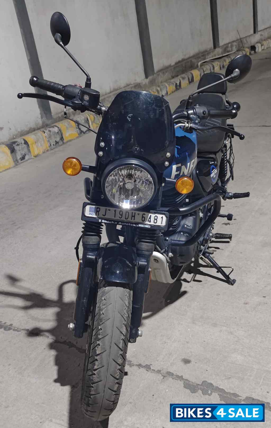 Blue Royal Enfield Hunter 350 Retro