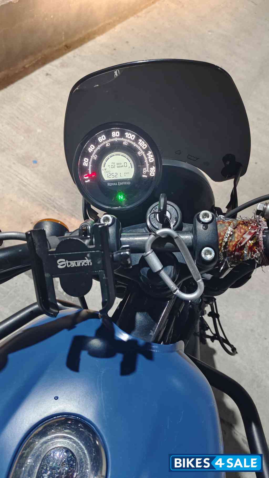 Blue Royal Enfield Hunter 350 Retro