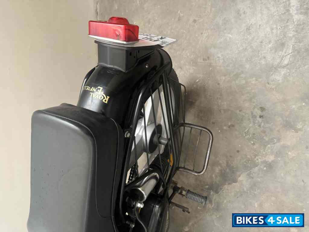 Royal Enfield Bullet Standard 350