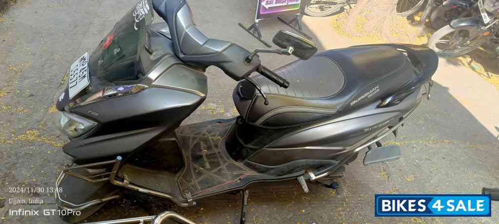 Suzuki Burgman Street BS6