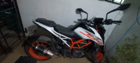 KTM Duke 390