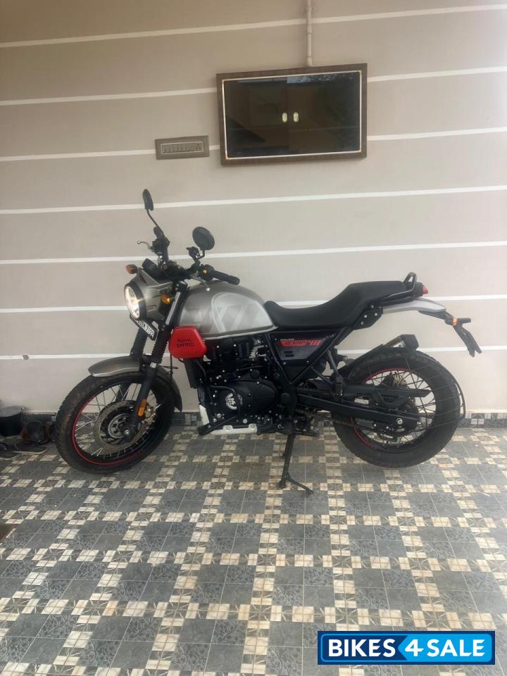 Royal Enfield Scram 411