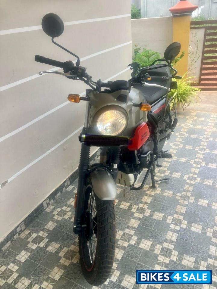 Royal Enfield Scram 411