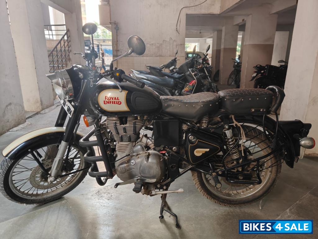 Royal Enfield Classic 500