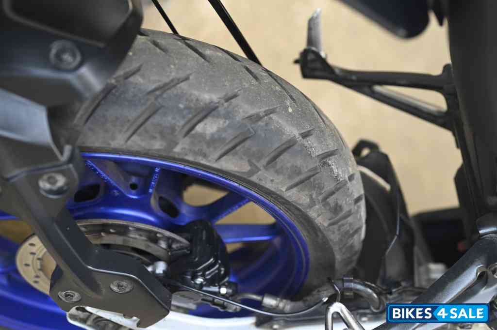 Metallic Grey Yamaha R15M