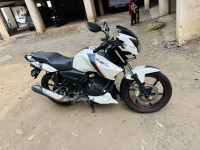 White TVS Apache RTR 160