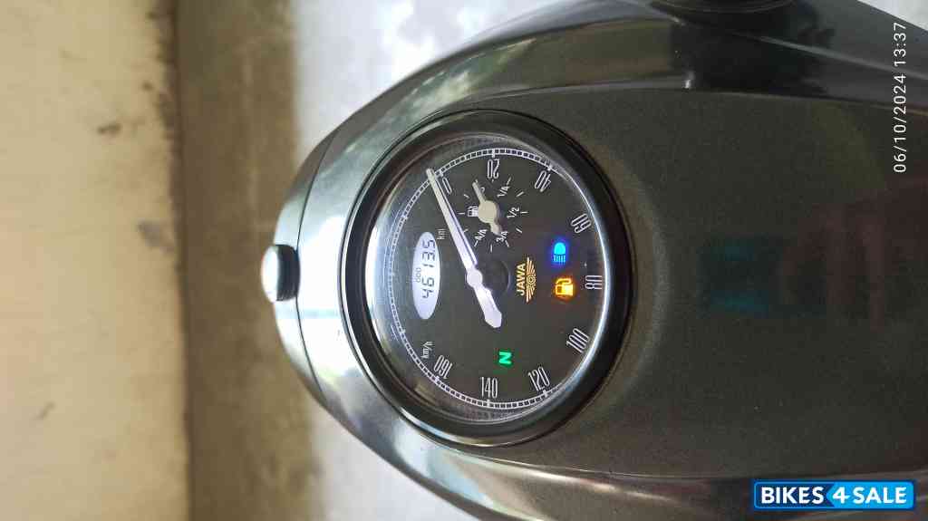 Matt Black Jawa Perak BS6