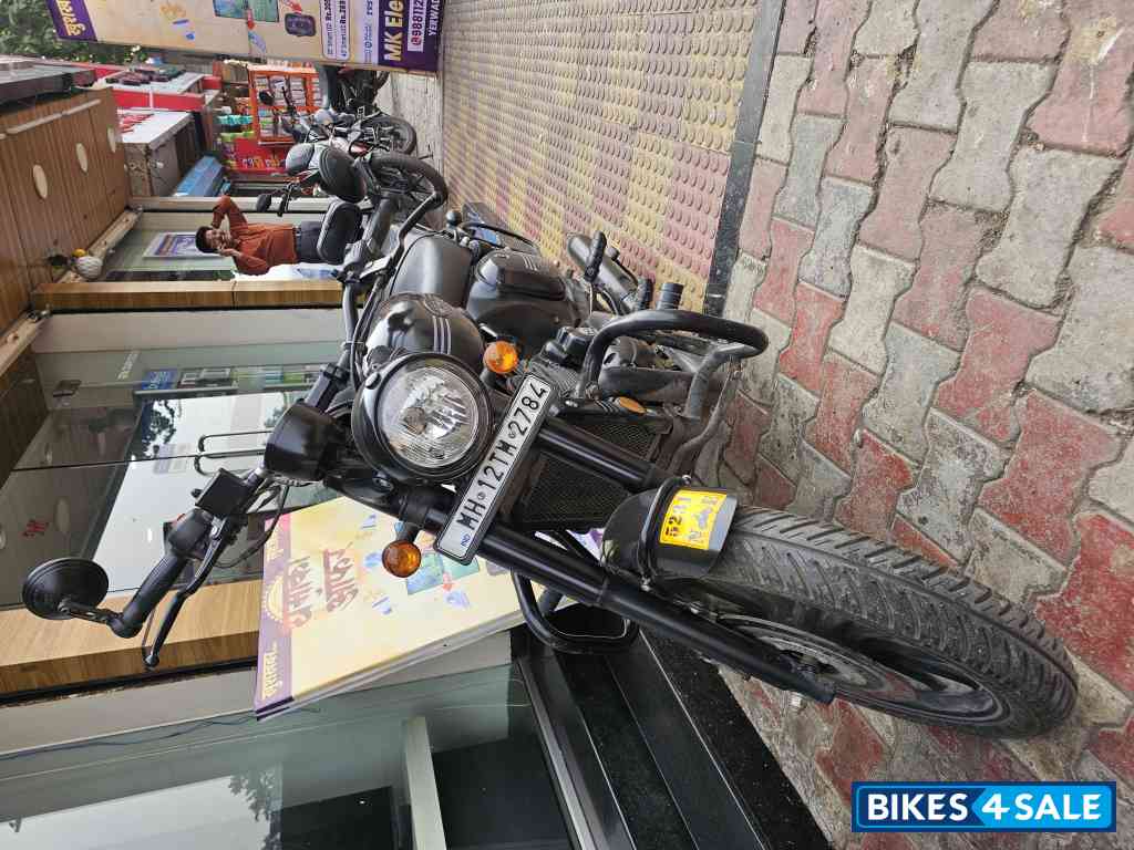 Jawa 42 Dual Channel ABS AllStar Black