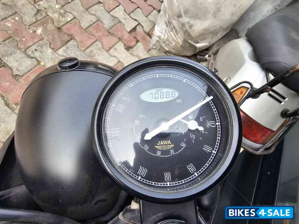 Jawa 42 Dual Channel ABS AllStar Black