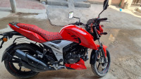 Red TVS Apache RTR 160 4V