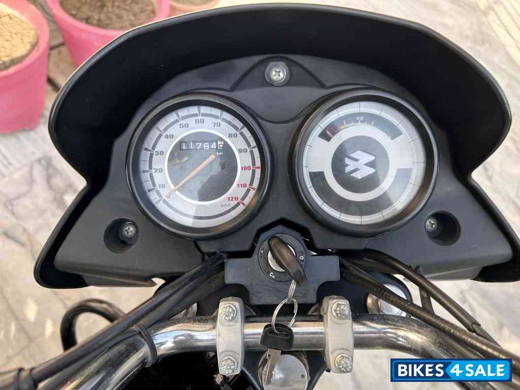 Bajaj Platina ComforTec 100 ES BS6 Bajaj Platina ComforTec 100 ES BS6