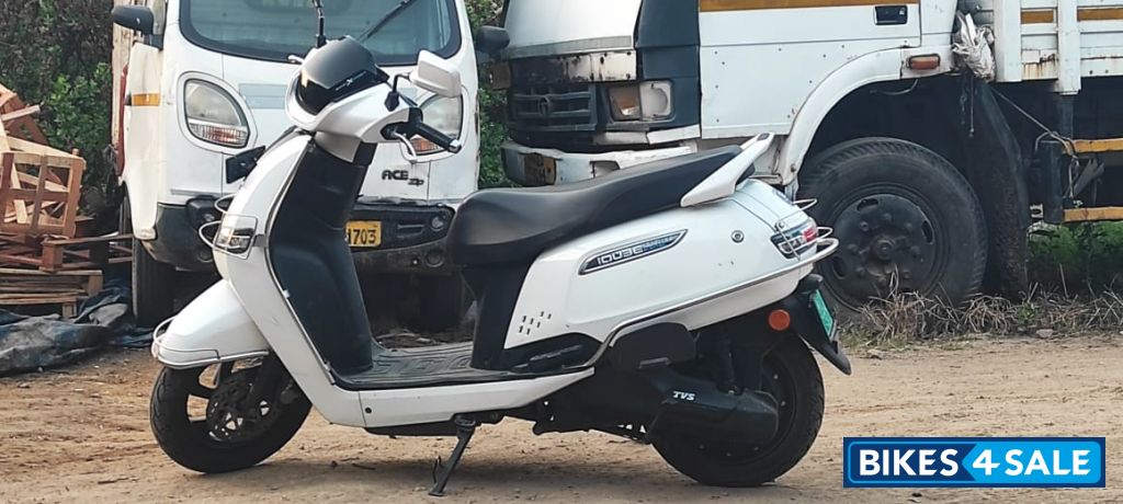 White TVS iQube Electric