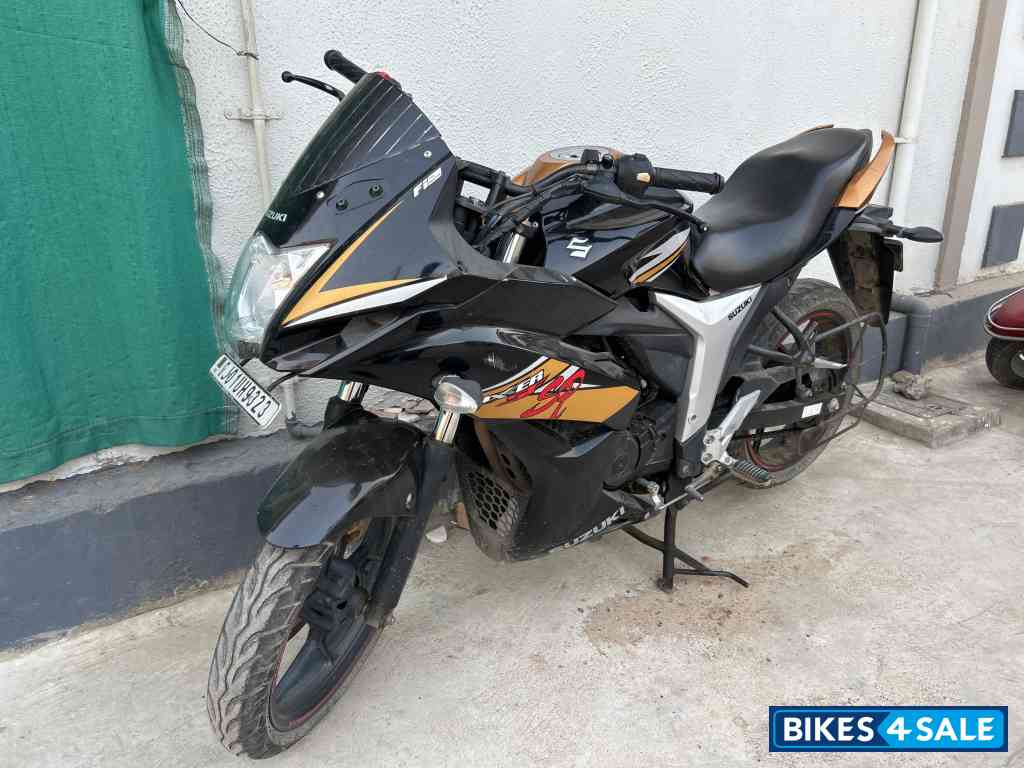 Suzuki Gixxer SF Fi