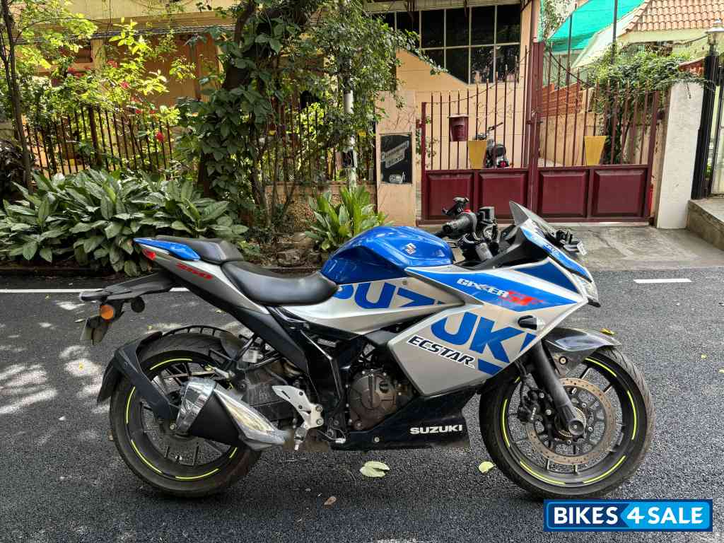 Moro Gp Edition Suzuki Gixxer SF 250 BS6