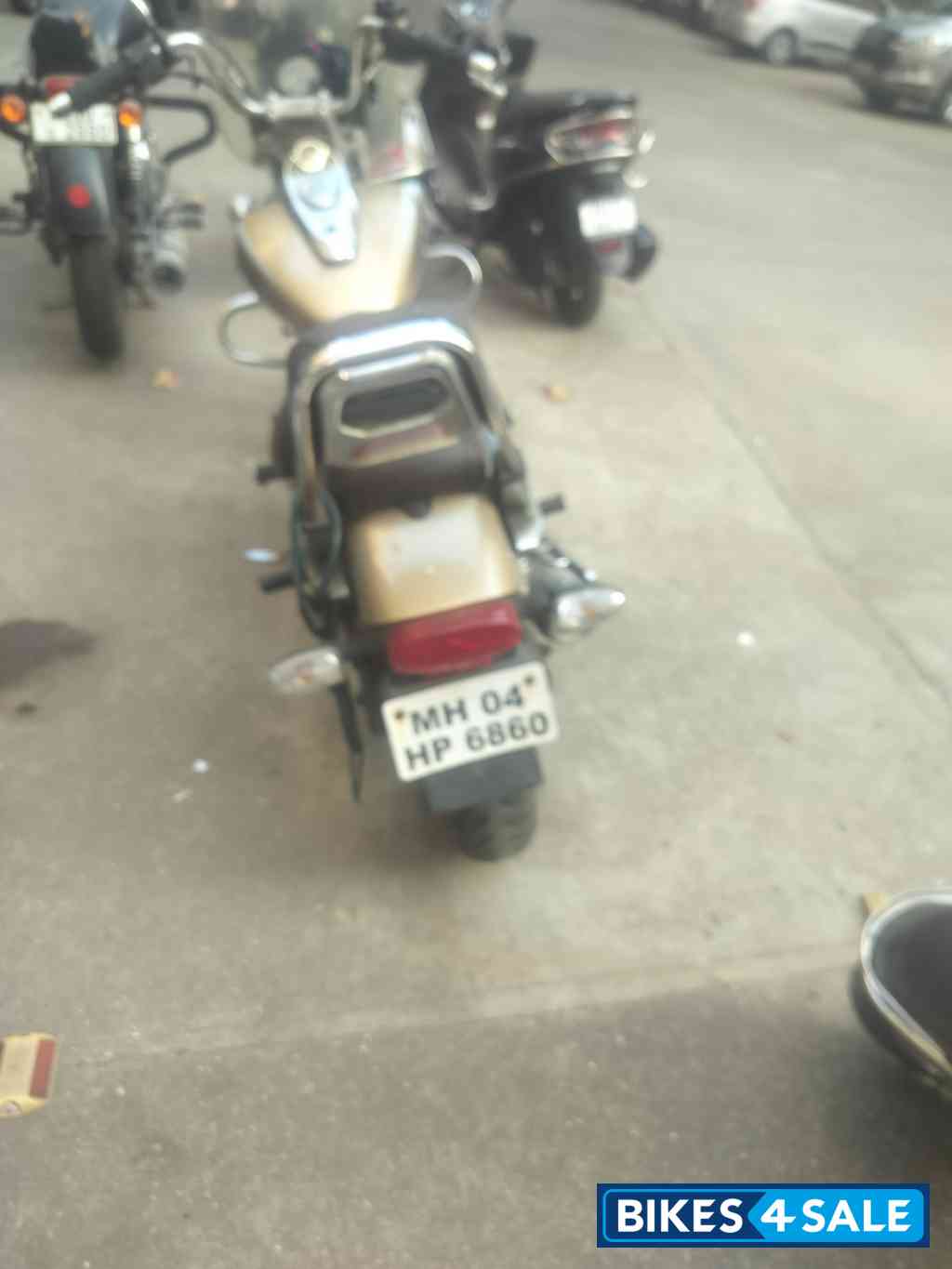 Bajaj Avenger Cruise 220