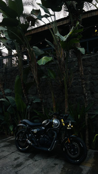 Rebel Black Royal Enfield Hunter 350 Metro