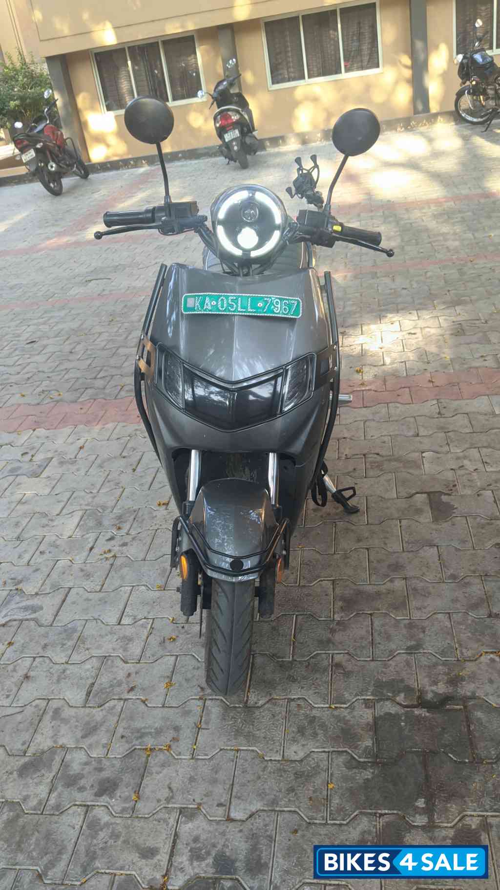 Comet Grey Bounce Infinity E1