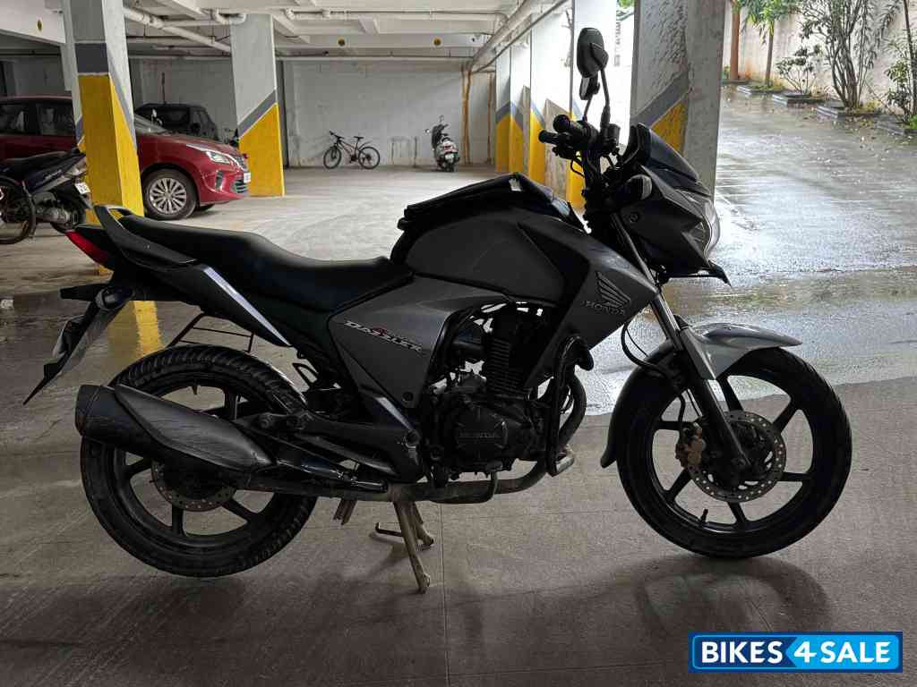 Honda Unicorn Dazzler