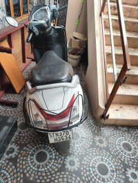 Pearl White Honda Activa 125