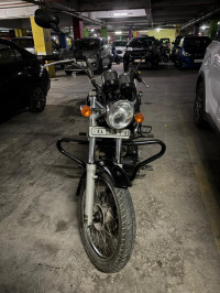 Matt Black Royal Enfield Thunderbird 350