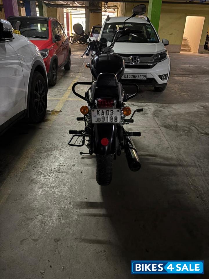 Matt Black Royal Enfield Thunderbird 350