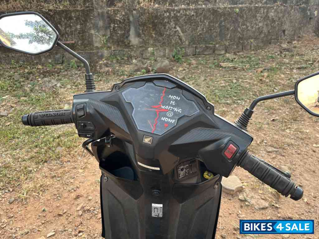 Black Honda Dio BS6