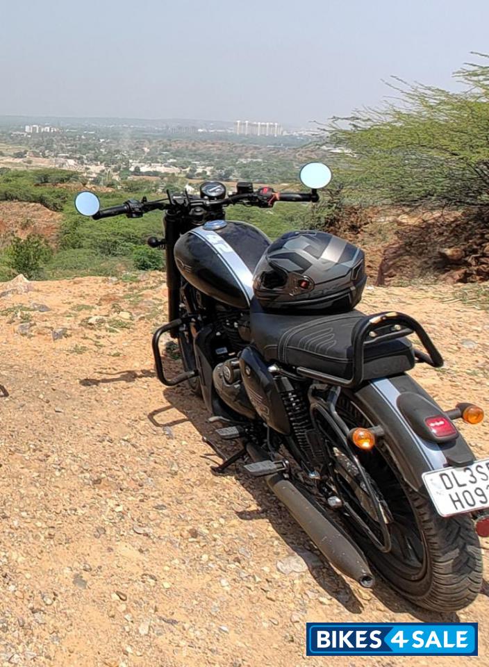 Jawa 42 Dual Channel ABS AllStar Black