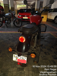 Cherry Red Royal Enfield Meteor 350