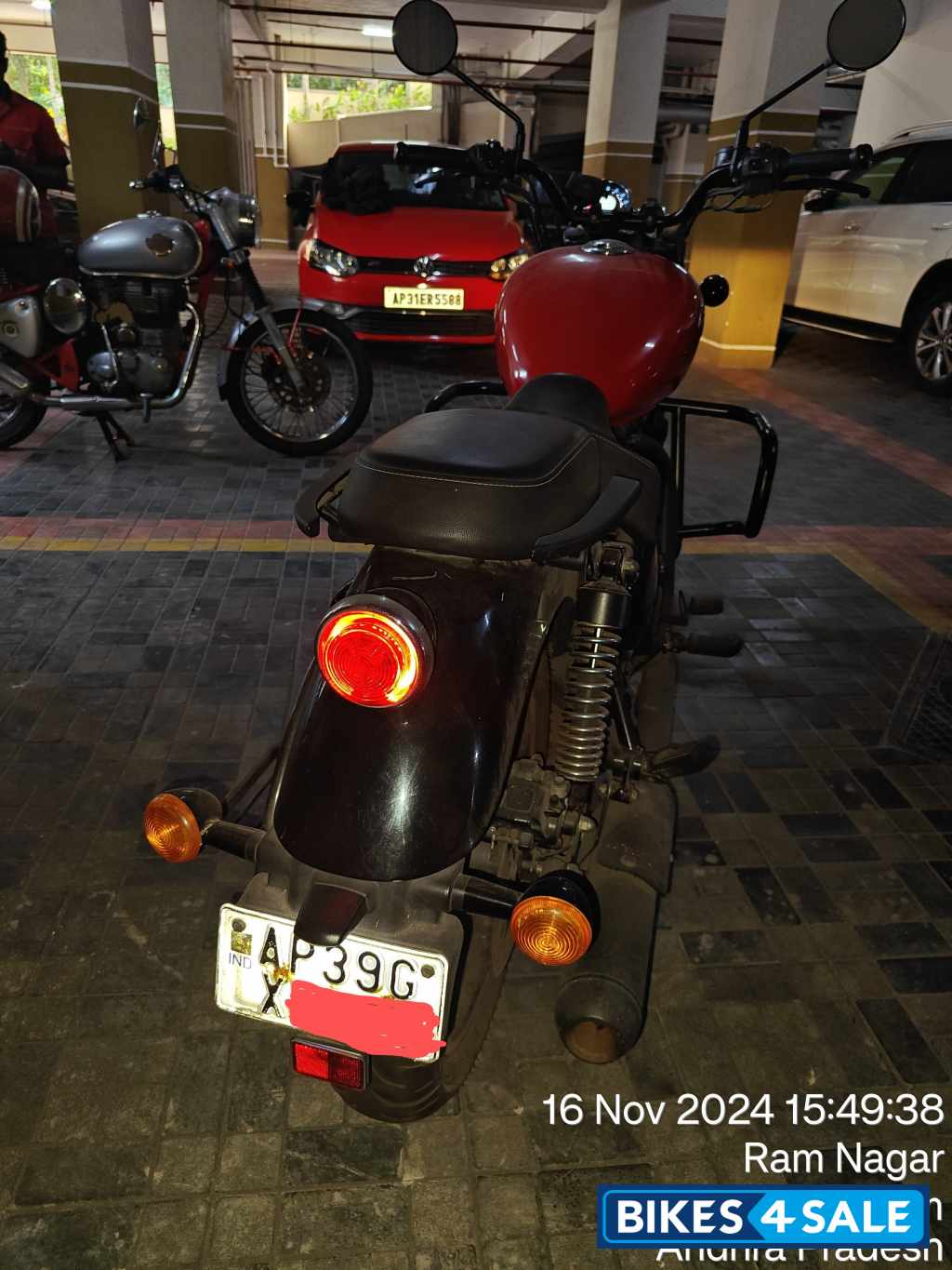 Cherry Red Royal Enfield Meteor 350