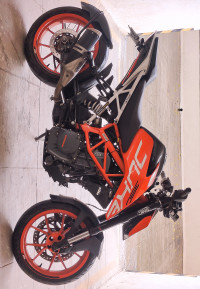 KTM Duke 390
