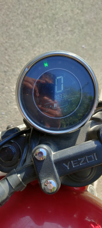 Yezdi Roadster Dual Tone