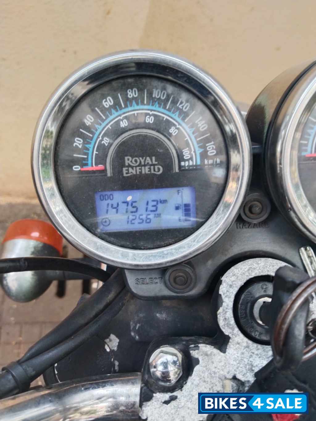 Marin Blue Royal Enfield Thunderbird