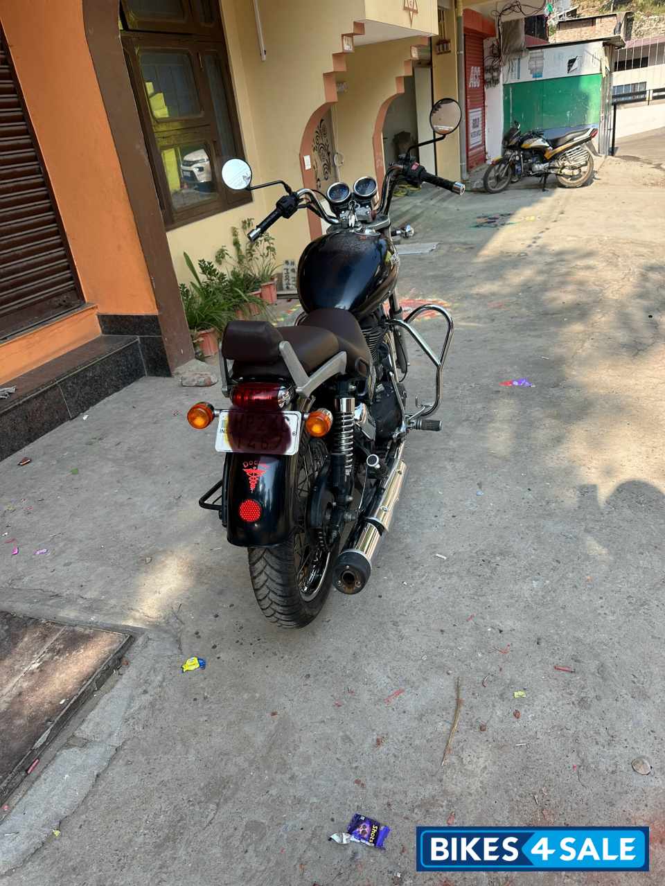 Black Royal Enfield Thunderbird 350 Black Royal Enfield Thunderbird 350