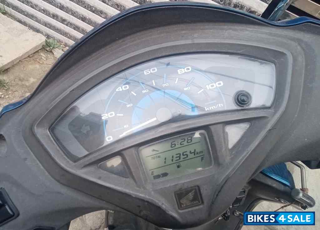 Blue Honda Activa 5G