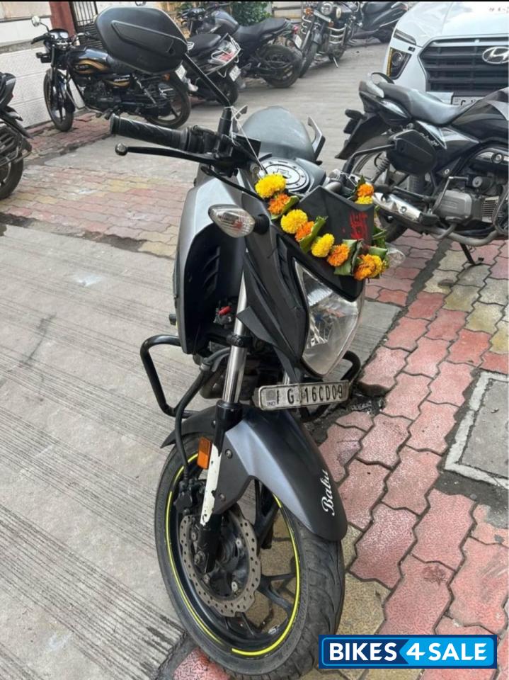 Honda CB Hornet 160R