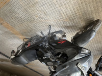 Black Hero Karizma R