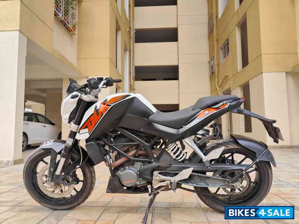 KTM Duke 200