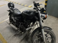 Lightning Royal Enfield Thunderbird 350