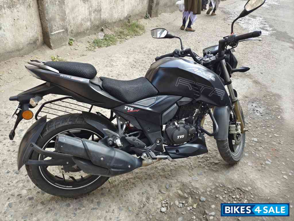 TVS Apache RTR 200 4V