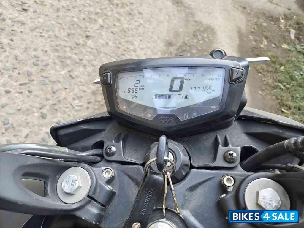 TVS Apache RTR 200 4V