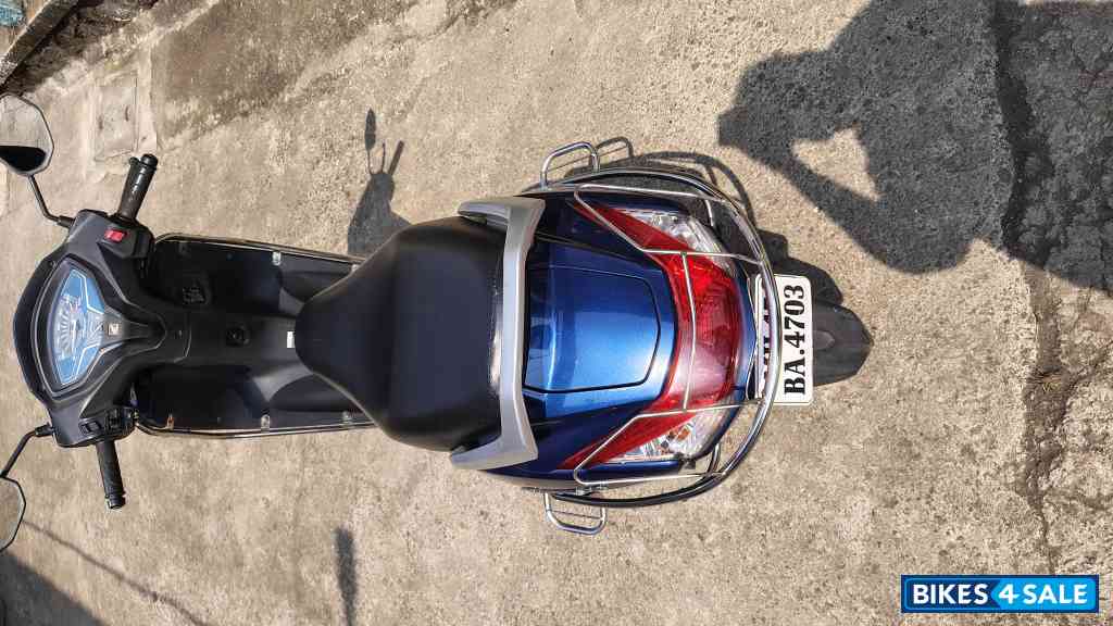 Blue Honda Activa 6G Dlx