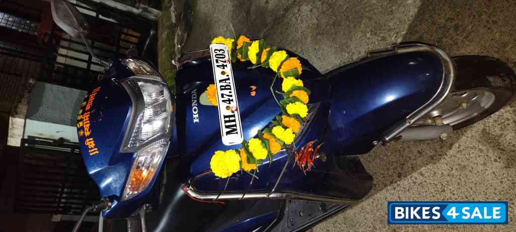 Blue Honda Activa 6G Dlx