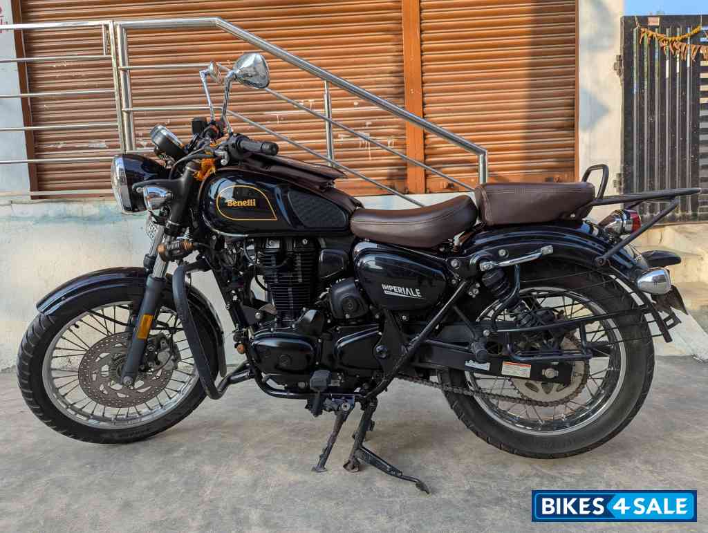 Benelli Imperiale 400 BS6