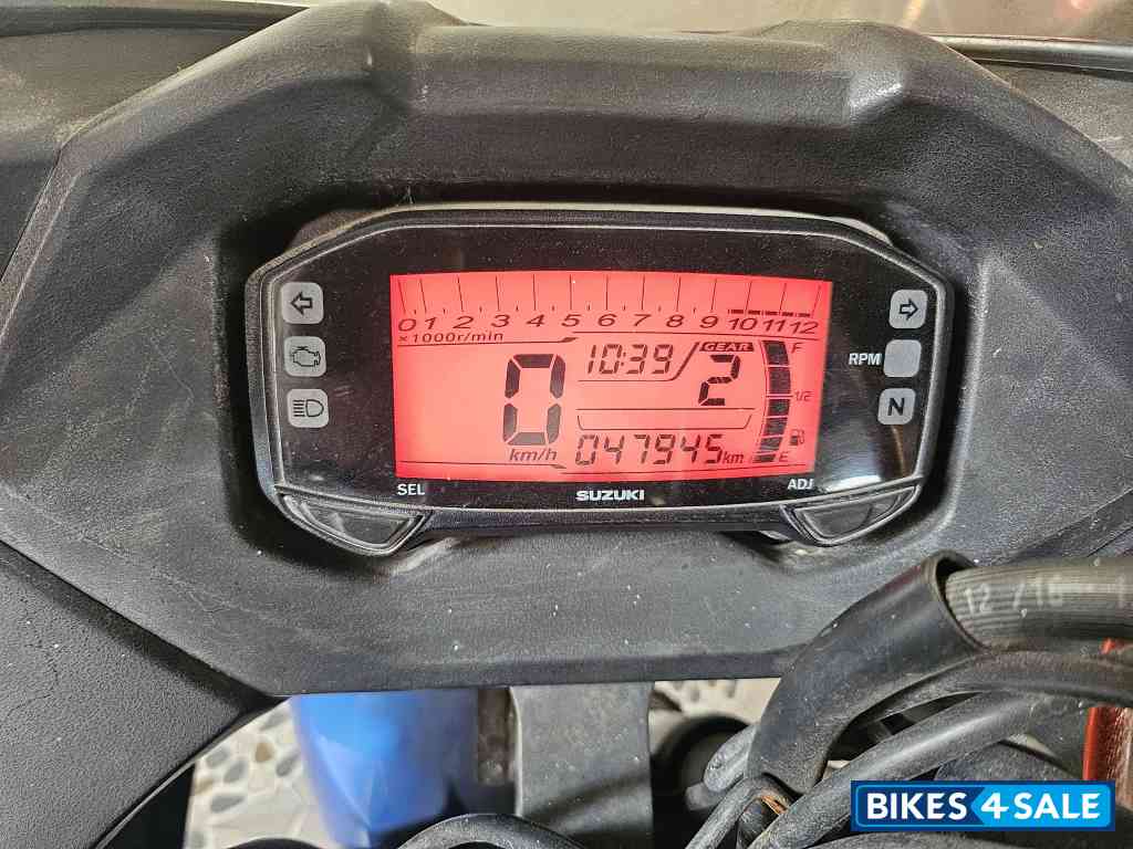 Suzuki Gixxer SF Fi