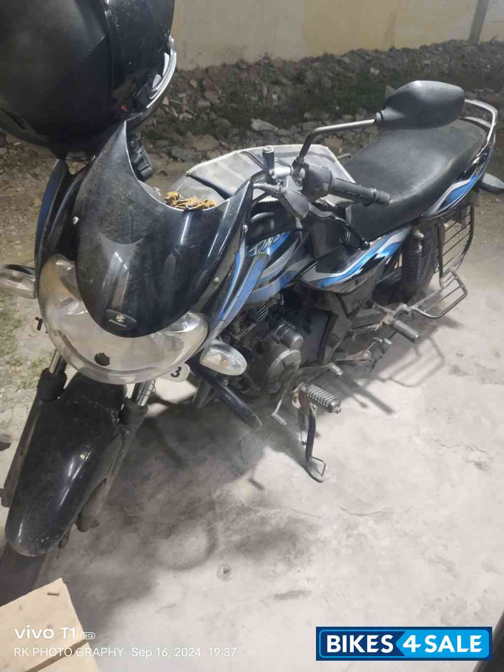 Bajaj Discover 100