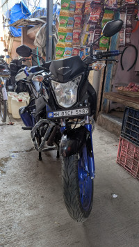 Black Honda CB Hornet 160R