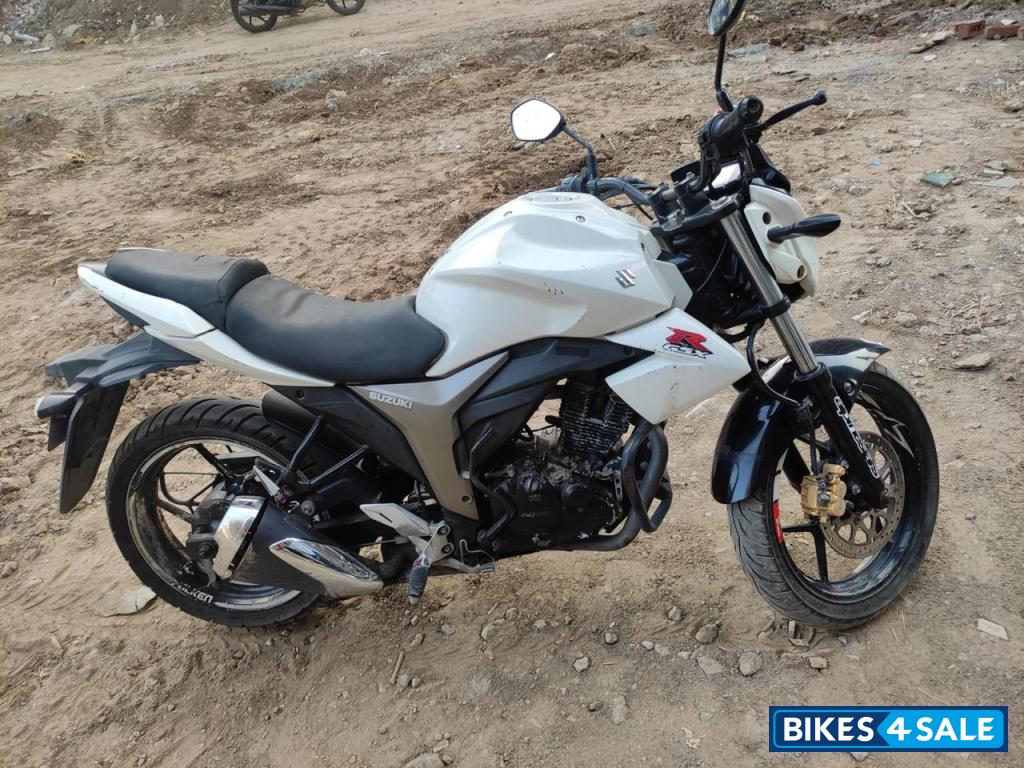 Suzuki Gixxer 150