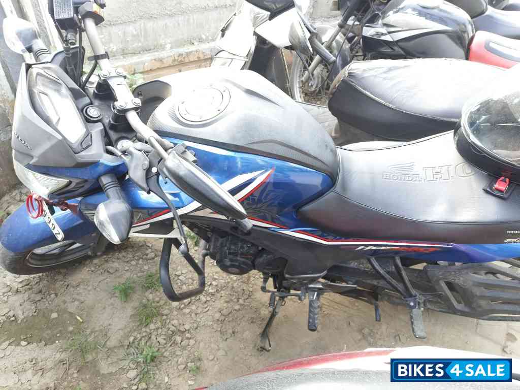 Honda CB Hornet 160R